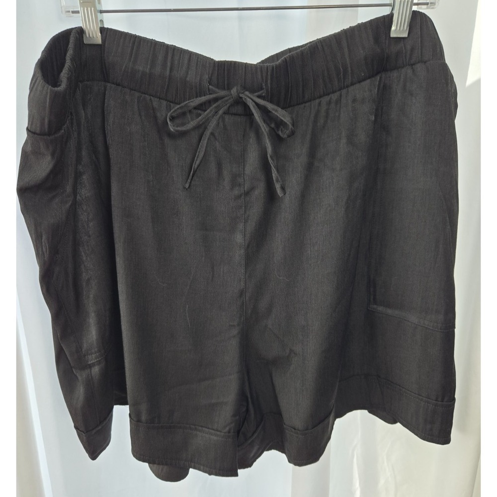 Women's Sz 4XL Black Satin Feel Pull On Shorts Elastic Waist Drawstring Pockets